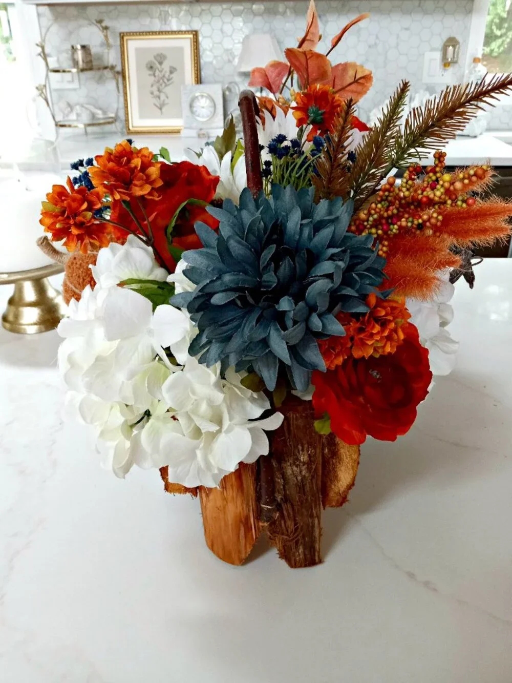 NEW! EXQUISITE MASSIVE STATEMENT CENTERPIECE FLORAL